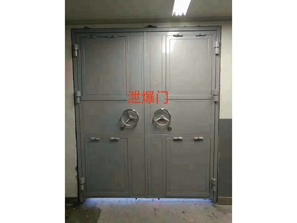 钢制泄爆门配置