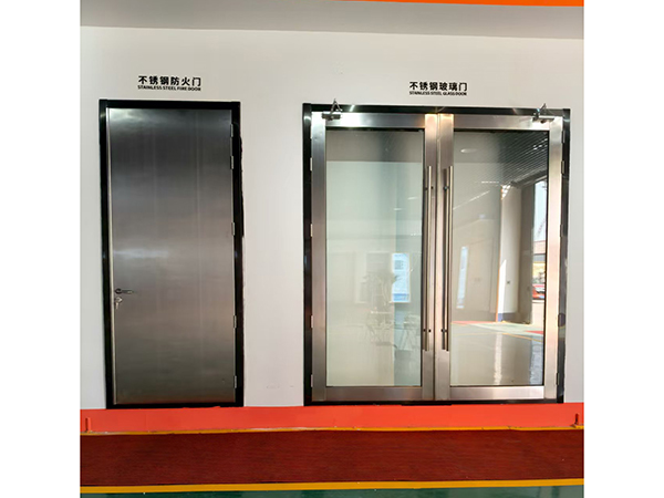 不锈钢门
