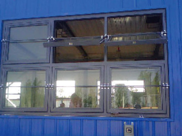 铝质泄爆窗配置