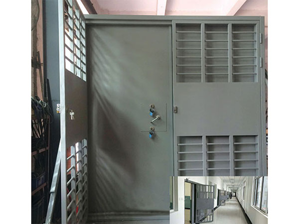 监狱门防护要求